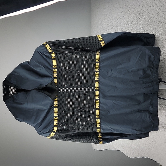 PINK lightweight mesh insert jacket! - Picture 4 of 12